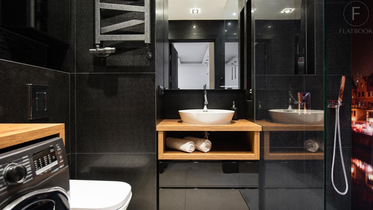 Flatbook Apartments Waterlane Island Spa With Riverview Danzica Esterno foto