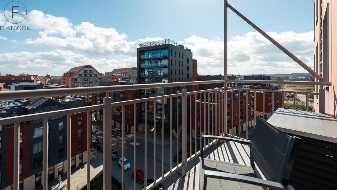 Flatbook Apartments Waterlane Island Spa With Riverview Danzica Esterno foto