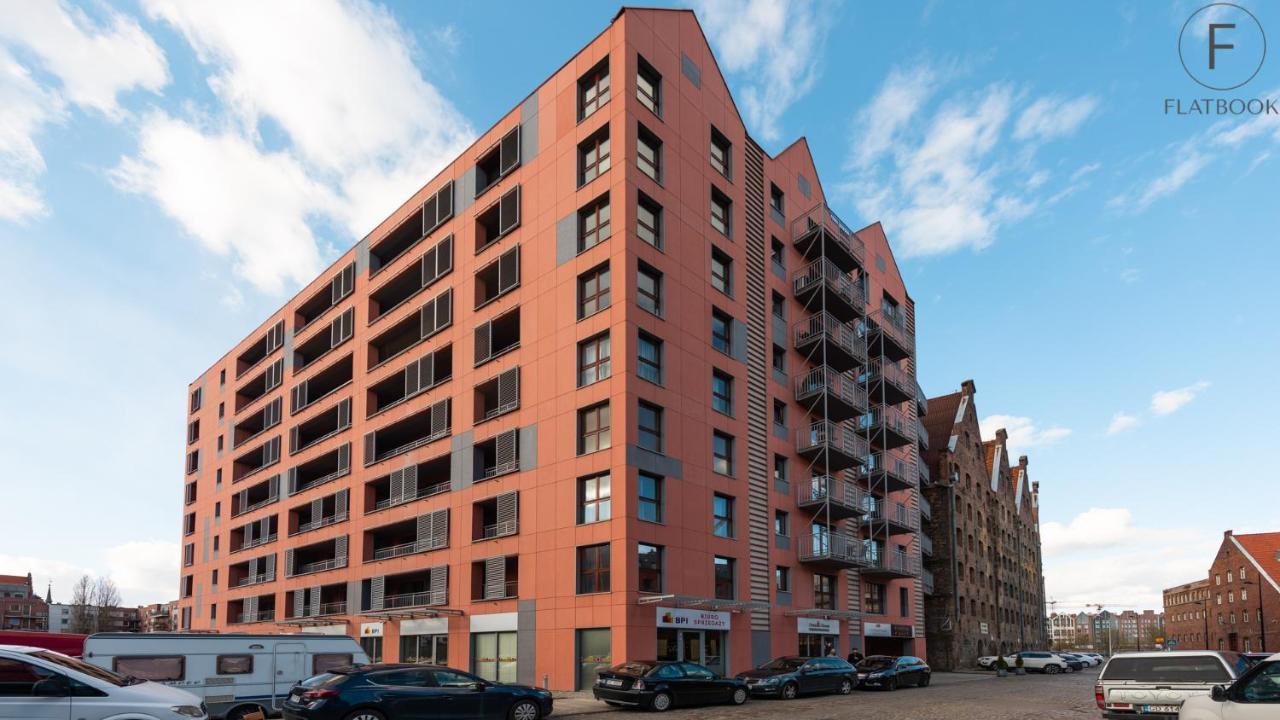 Flatbook Apartments Waterlane Island Spa With Riverview Danzica Esterno foto
